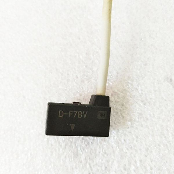 Cảm biến từ Sensor SMC D-F7BV - Phụ Tùng Máy Nén Khí Tâm Bửu - Công Ty TNHH Tâm Bửu LABEL